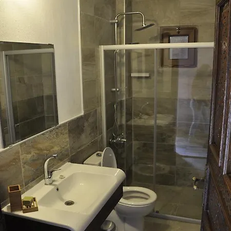 Szálloda Tas Avlu Butik Karaburun