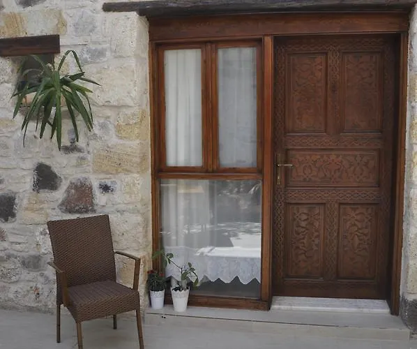 Tas Avlu Butik Hotel